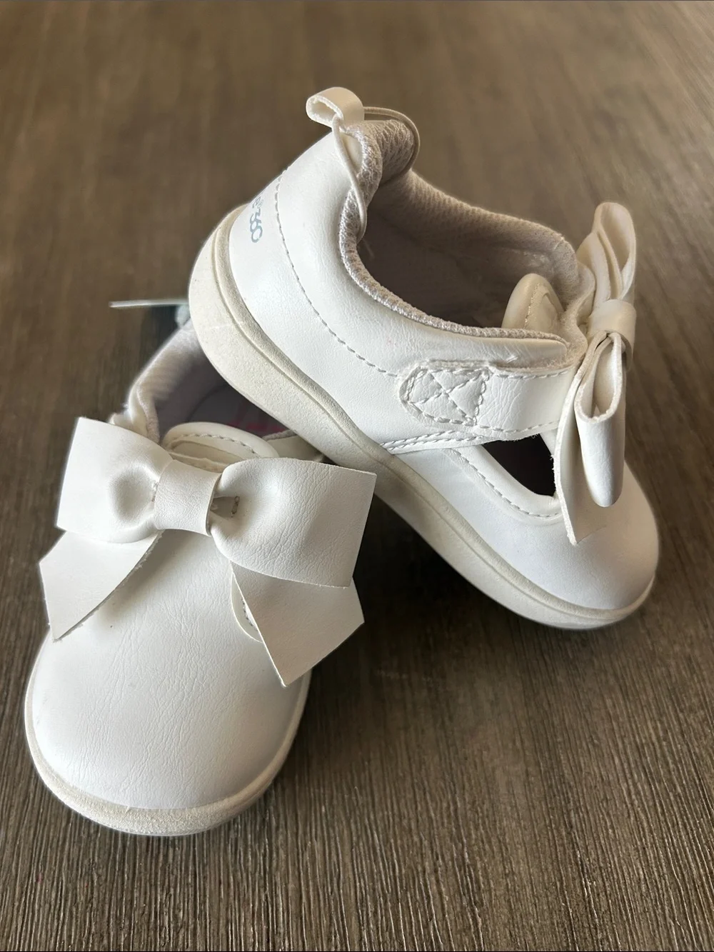 Stride Rite cute white